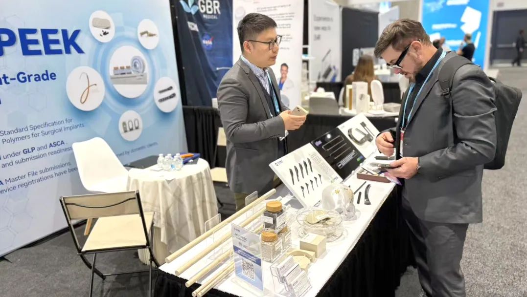 AKSOPEEK Shines at AAOS 2025 with Medical PEEK Innovations