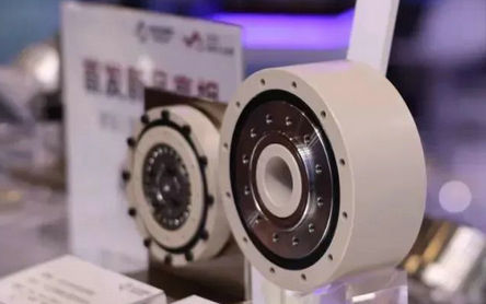 PEEK Harmonic Reducers: Material Advantages and Applications